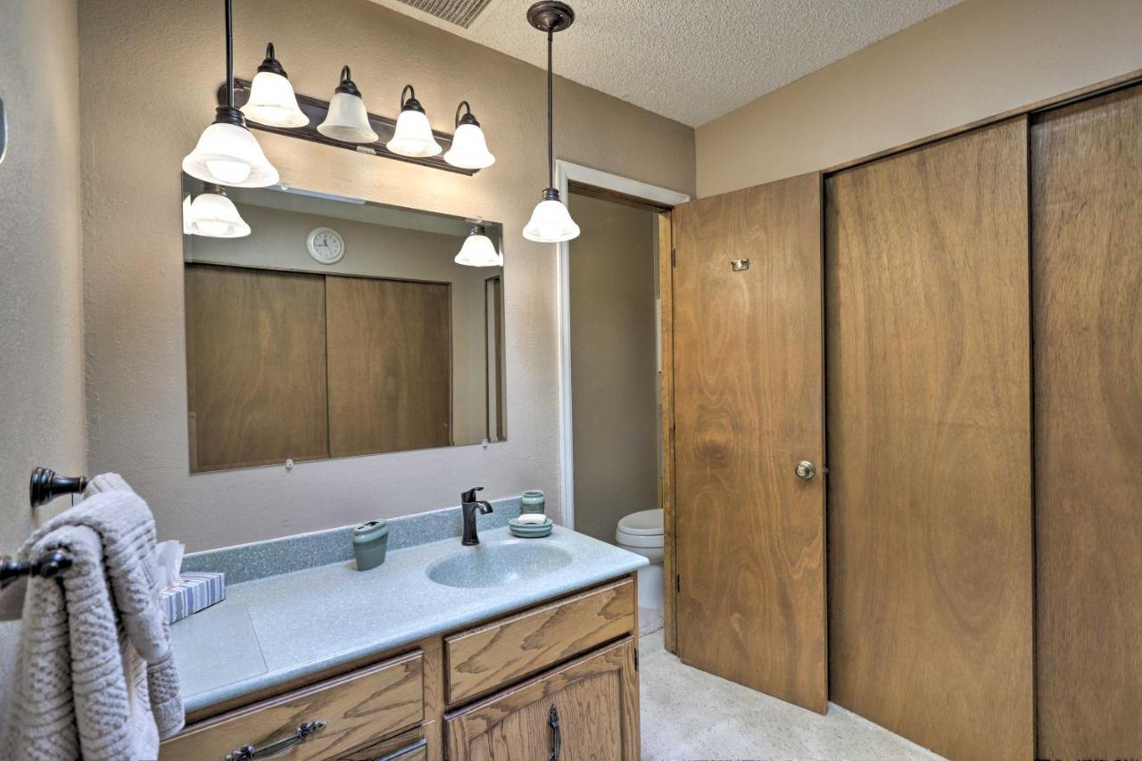 Grand Junction Golf Course Condo With Balconies Экстерьер фото